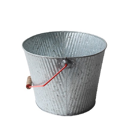 Country Home Galvanized Metal Tub and Drink Bucket